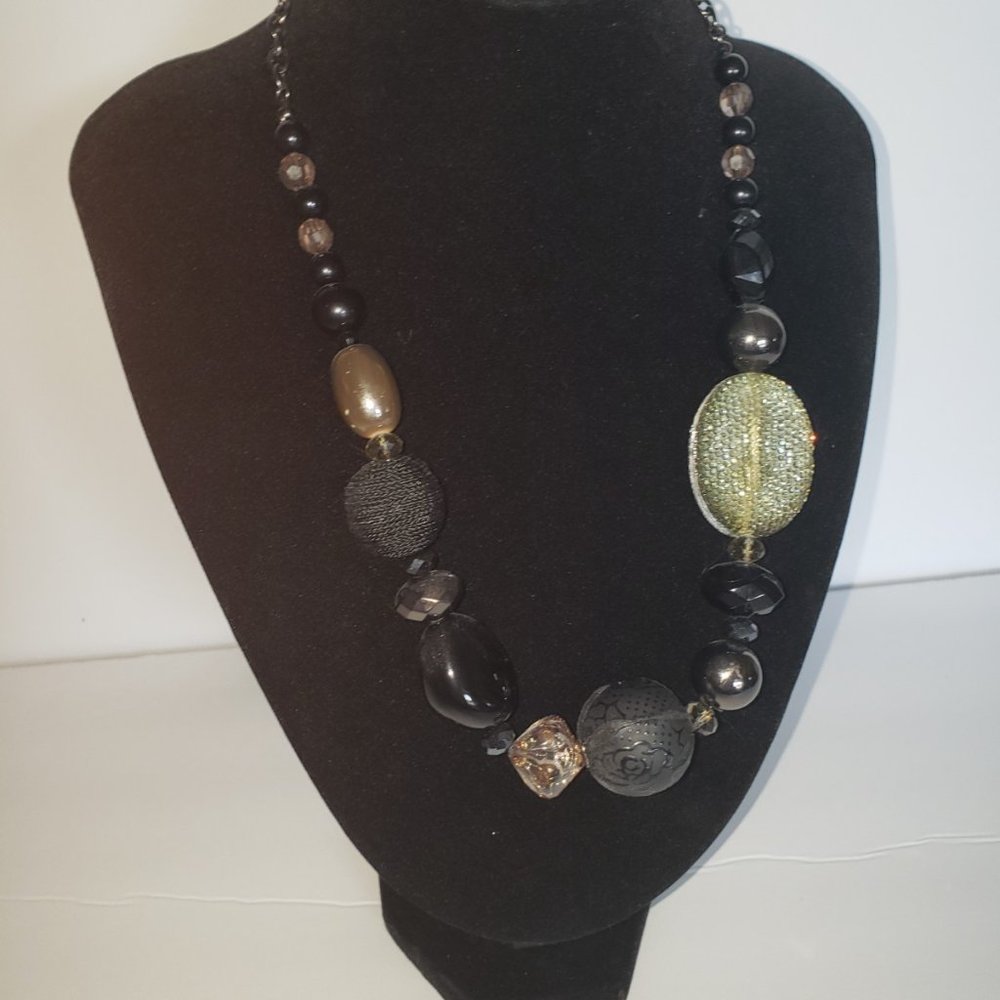 Necklace 20 inch Adjustable length plastic heavy beads black, clear sparkles